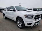 2023 RAM 1500 White, 1405 miles