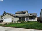 1222 PARK AVE, Woodburn OR 97071