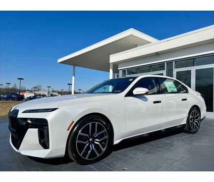 2024 BMW 7 Series i xDrive is a White 2024 BMW 7-Series Sedan in Mechanicsburg PA