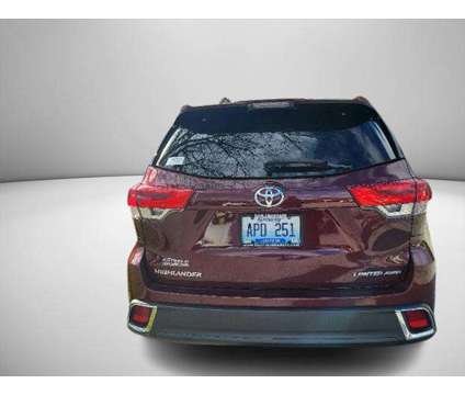 2018 Toyota Highlander Limited is a Red 2018 Toyota Highlander Limited SUV in Somerset KY