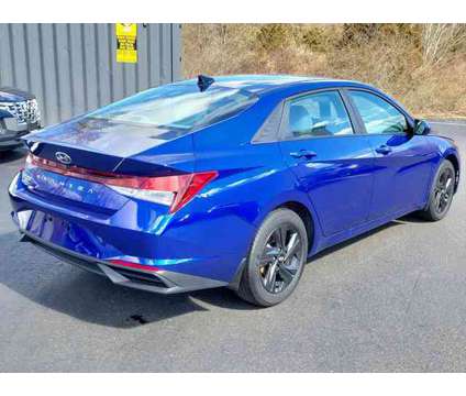 2023 Hyundai Elantra SEL is a Blue 2023 Hyundai Elantra Sedan in Plainfield CT