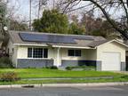 719 W Oak St, Stockton, CA 95203