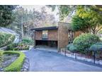 880 Rockaway Beach Ave, Pacifica, CA 94044