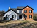 3015 Hunters Pond Ct, Snellville, GA 30078