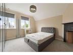 2 bed flat for sale in Grand Drive, SW20, London