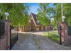 Thame Road, Longwick, Princes Risborough HP27, 5 bedroom detached house for sale