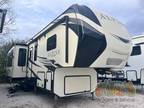 2018 Keystone Alpine 3011RE 34ft