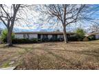 313 S Ash St, White Oak, TX 75693