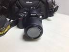 Nikon D40x SLR Digital Camera DX AF-S ED 55-200mm f/4-5.6G Lens Bag Battery