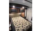 Luxuary 2017 travel trailer rv bunks fixed 100% no reserve.