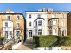 2 bed flat to rent in Richmond Hill, TW10, Richmond