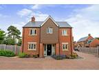 4 bedroom link detached house for rent in Salter Close, Raunds, WELLINGBOROUGH