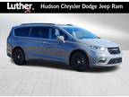 2022 Chrysler Pacifica Gray, 64K miles