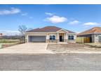 37 Sunday Court, Uvalde, TX 78801