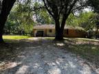 312 S 5th St, Crockett, TX 75835