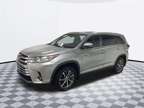 2019 Toyota Highlander Hybrid XLE