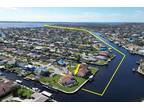 5211 Tamiami Ct, Cape Coral, FL 33904