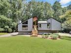 2566 Rocky Springs Dr, Marietta, GA 30062