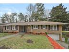 830 Venetta Pl NW, Atlanta, GA 30318