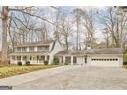 7070 Glenridge Dr, Sandy Springs, GA 30328