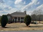 243 Kimwood Dr, Cedartown, GA 30125