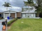 528 14th St N, Naples, FL 34102