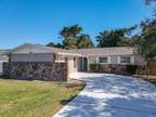 1050 Wilmington Dr, Deltona, FL 32725