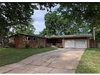 961 N Chipper Ln, Wichita Wichita, KS