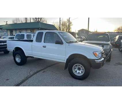 1999 Toyota Tacoma XtraCab for sale is a White 1999 Toyota Tacoma XtraCab Car for Sale in Longmont CO