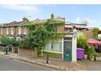 Strand on the Green, Greater London, 3 bedroom house for sale in Spring Grove