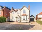 School Lane, Solihull 4 bed detached house for sale - £