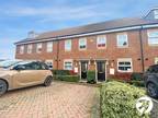 Shanklin Close, Chatham, Kent, ME5 2 bed terraced house - £1,300 pcm (£300 pw)