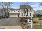 6 HENLEY LANE Cherry Hill, NJ