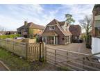 4 bedroom detached house for sale in The Pottery, Bottom Pond Road, Wormshill