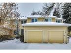79 Point Drive Nw, Calgary, AB, T3B 4V9 - townhouse for sale Listing ID A2107935