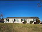 212 E Fairfax St - Berryville, VA 22611 - Home For Rent