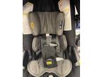 doona Car seat stroller With Base Local Pick Up Sunny Isles Beach FL