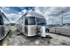 2022 Airstream Classic 33FB