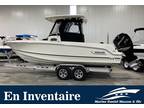 2022 Boston Whaler 230 OUTRAGE Boat for Sale