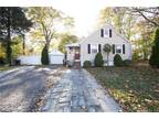 25 South Court, Meriden, CT 06450