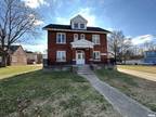 Home For Sale In Carbondale, Illinois