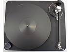 Clearaudio Concept Turntable $1600 list ! 100-240v AUTHORIZED-USA-DEALER