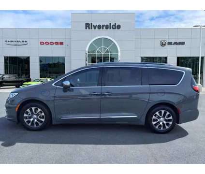 2021 Chrysler Pacifica Pinnacle is a Grey 2021 Chrysler Pacifica Car for Sale in New Bern NC