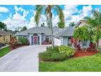 3581 Kent Dr, Naples, FL 34112