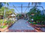 15851 Chase St, North Hills, CA 91343