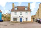 5 bed house to rent in Billers Chase, CM1, Chelmsford