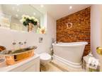 2 bed flat for sale in The Clock Tower, CM14, Brentwood