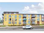 Maylands Drive, Sidcup 2 bed apartment for sale -