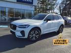 2024 Volvo XC60 B5 Core Dark Theme