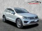 2016 Volkswagen Touareg VR6 Lux